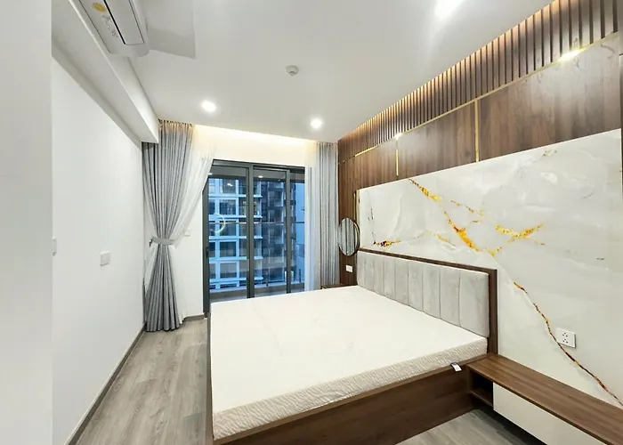 Nha Cua Truc - Diamond Alnata Plus Celadon City